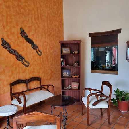 Hostal Las Rosas Salta Buitenkant foto
