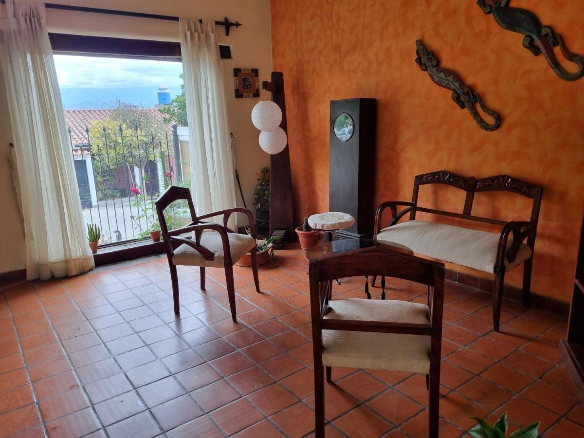 Hostal Las Rosas Salta Buitenkant foto