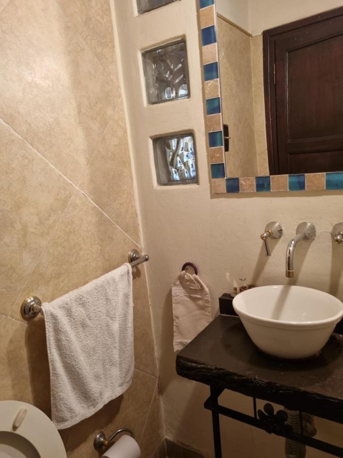 Hostal Las Rosas Salta Buitenkant foto