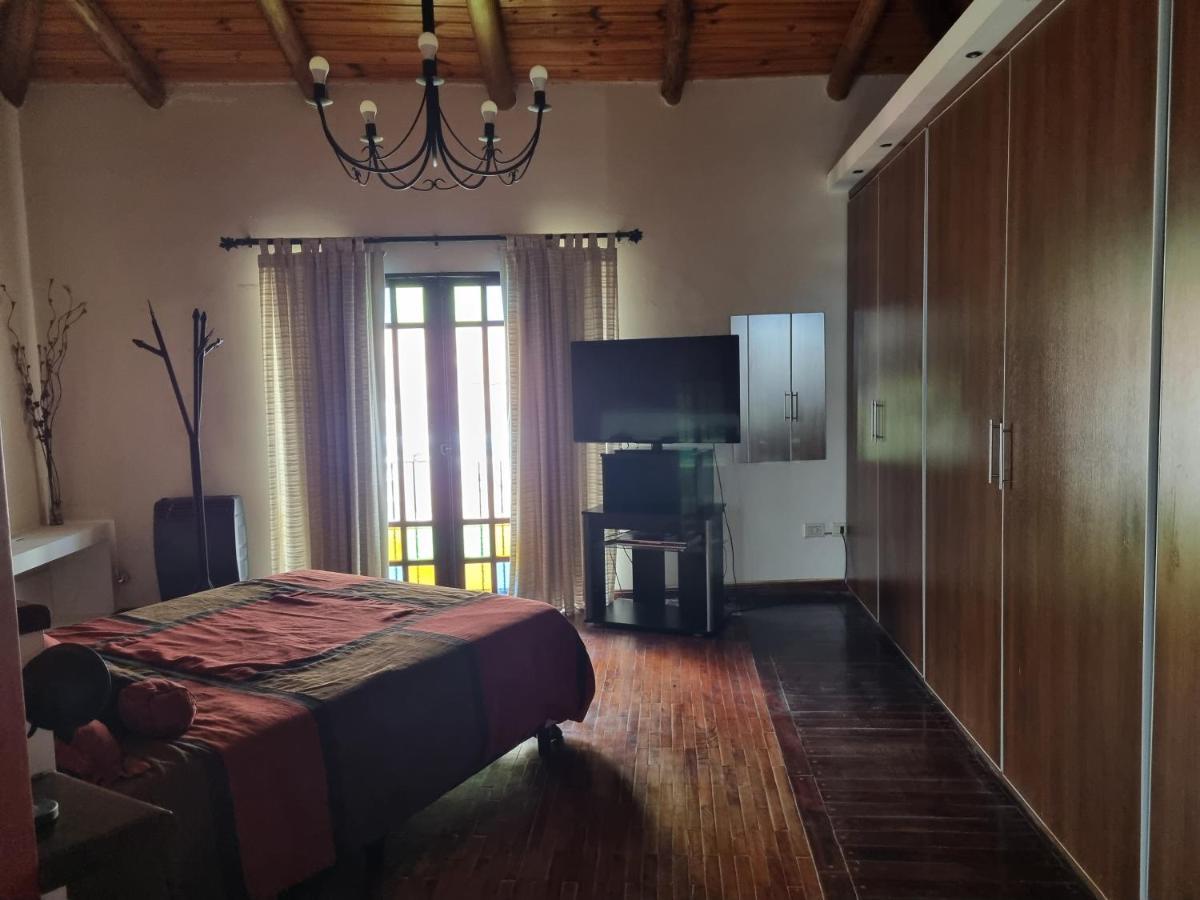 Hostal Las Rosas Salta Buitenkant foto