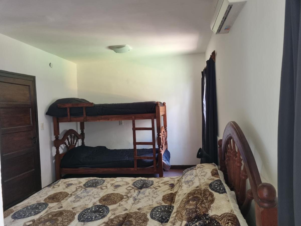 Hostal Las Rosas Salta Buitenkant foto